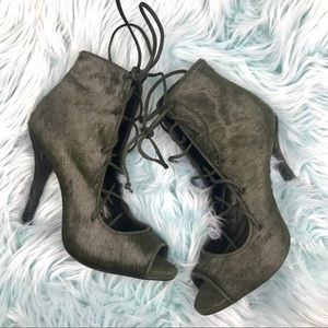 AUTHENTIC Schutz AKHALYA lace up heels